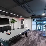 Flexhome Skywalk To Fiserv 1Br Apt U1