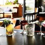 Kimpton Journeyman Hotel By Ihg