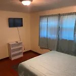 Spacious 3Bedroom Free Wine,Wifi,And Parking