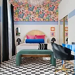 Insta Worthy Home! *Sleeps 8* - Walker\'S Point!
