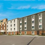 Woodspring Suites Milwaukee - Menomonee Falls