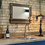 King Sweet, 2Bd, 1 Bath, In Historic Walker\'S Point