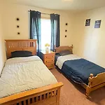 Luxx Guest House