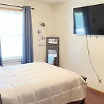 Luxx Guest House