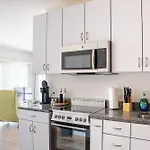 Flexhome East Side 1Br R1 - Near Brady St And Fiserv With Balcony