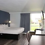 Travelodge By Wyndham Milwaukee