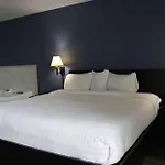Travelodge By Wyndham Milwaukee