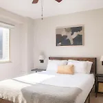 Flexhome East Side 2Br C1 - Near Brady St With City View