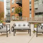 Flexhome East Side 2Br Cg2 - With Gym, Balcony, And Lakefront View