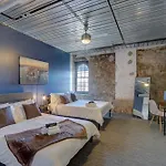 Stunning 1Bd Near Historic Pabst Brewery - Fiserv