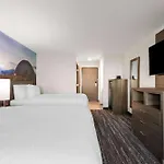 Clarion Pointe