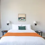 Flexhome Marquette Economy 2Br Apt Mp4