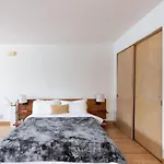 Flexhome East Side Vintage Studio F1 - Near Brady St Plus Balcony