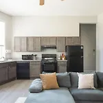 Flexhome Marquette Economy 2Br Apt Mp4