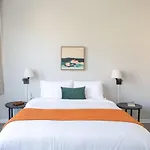 Flexhome Marquette Economy 2Br Apt Mp4
