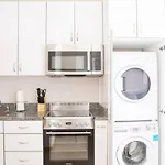 Flexhome East Side Studio R7 - Near Brady And Fiserv With Balcony
