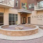 Flexhome East Side 1Br Ec1 - Brady Fiserv Balcony