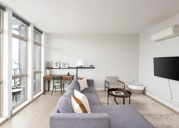 Flexhome Walkers Point 1Br Apt Q1