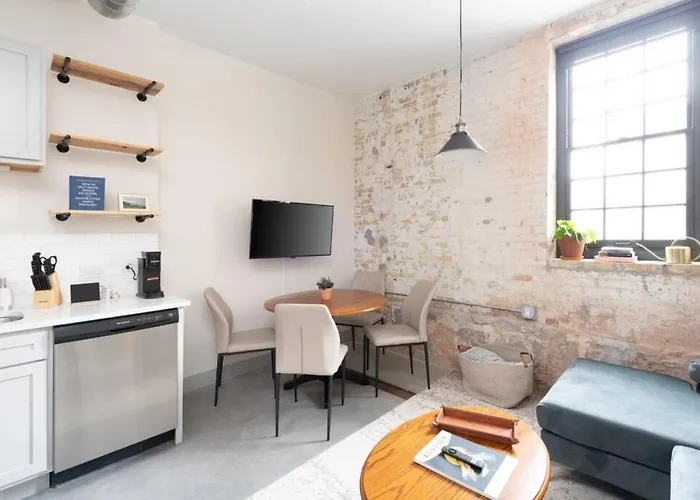 Flexhome Brewery District 2Br Apt M8