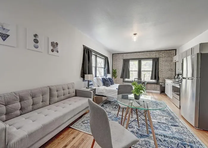 Stylish Studio Mckinley Beach - Brady St Lowr East