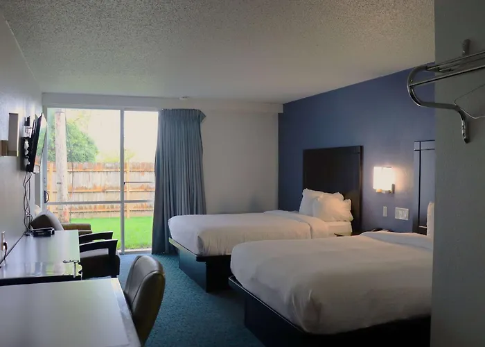Travelodge By Wyndham Milwaukee