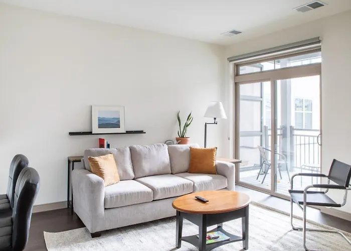Flexhome Shorewood 1Br A4 With Gym And Balcony