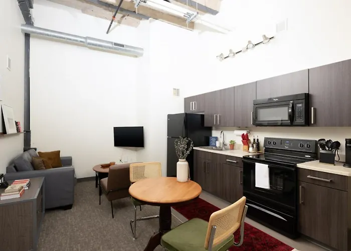 Flexhome Brewery District El9 - Just 3 Blocks To Fiserv With Gym And Parking