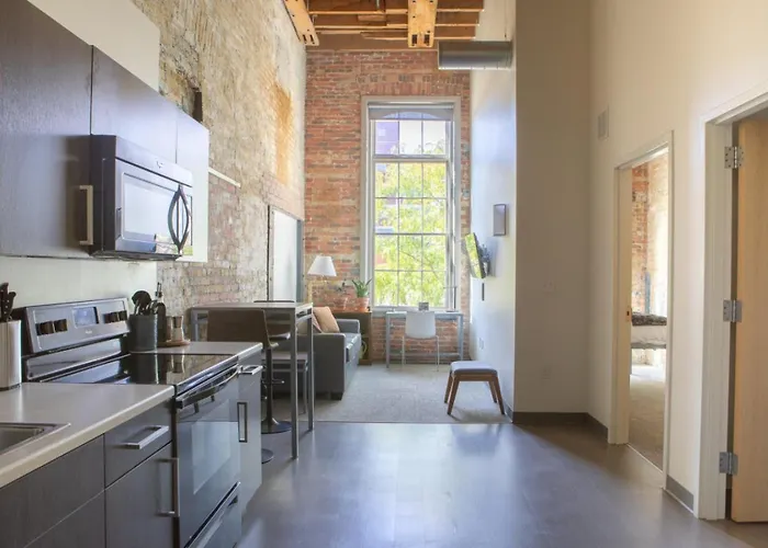Flexhome Brewery District El11 - Just 3 Blocks To Fiserv With Gym And Parking
