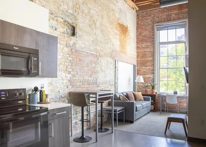 Flexhome Brewery District El13 - Just 3 Blocks To Fiserv With Gym And Parking