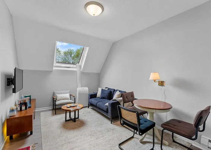 Flexhome Marquette Vintage 1Br Mp1