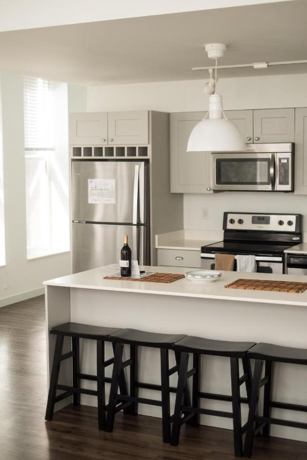 Apartment Frontdesk Mke Lofts Downtown Milwaukee
