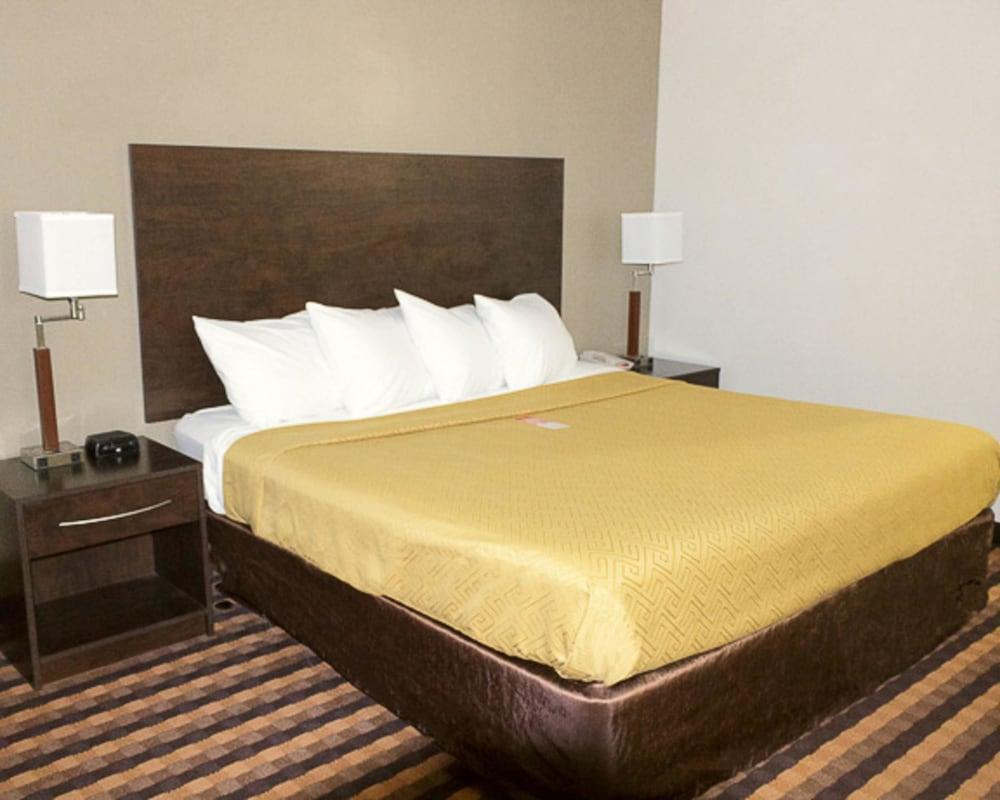 Econo Airport Lodge Milwaukee
