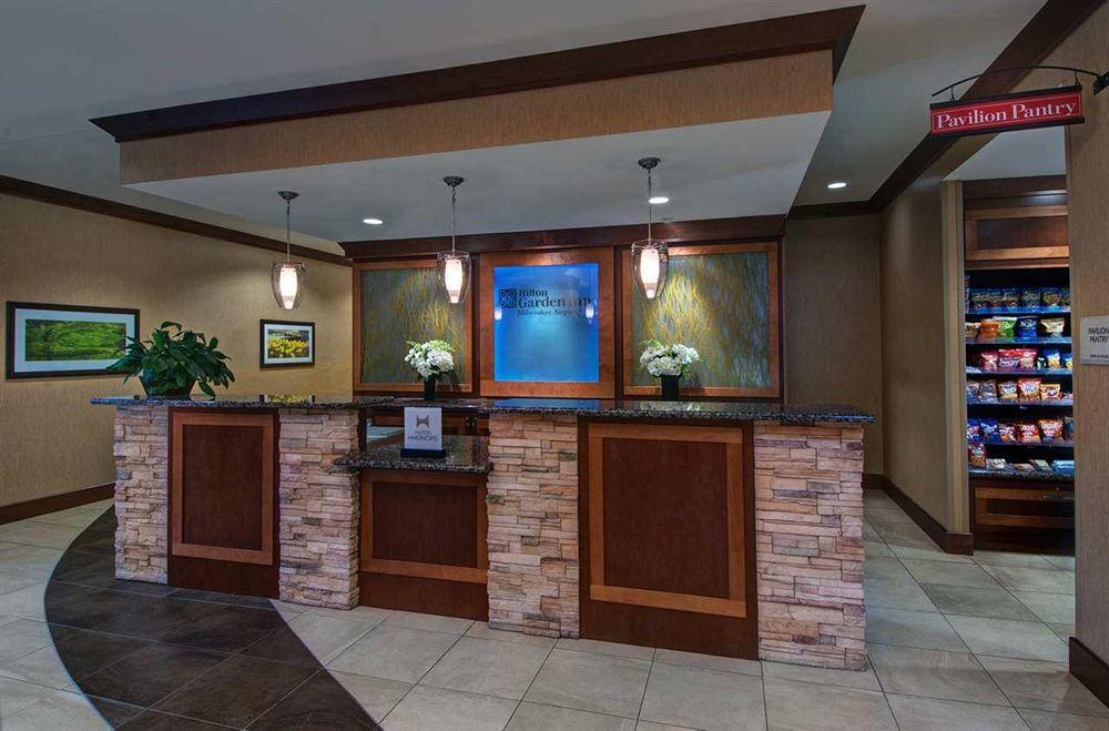 Hilton Garden Airport 3*