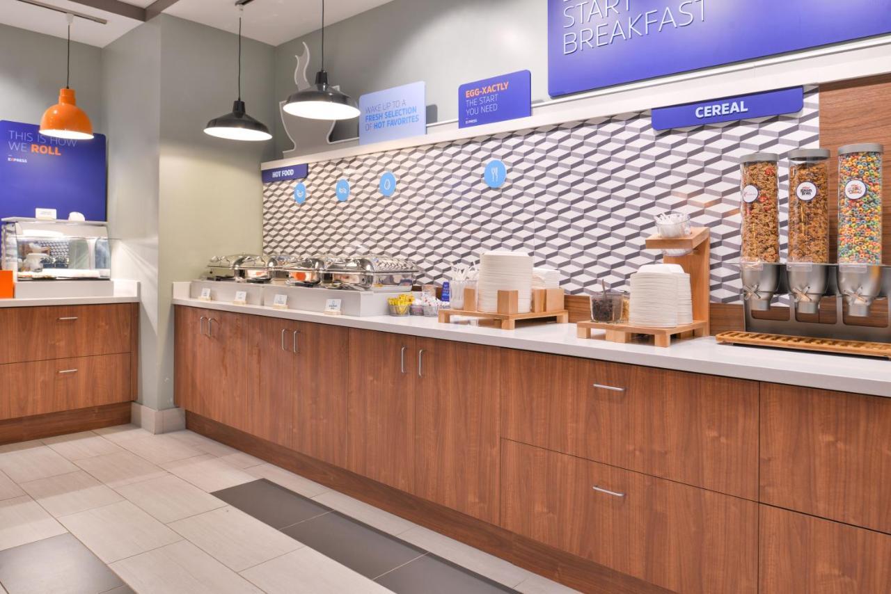 Hotel Express - Downtown By Ihg