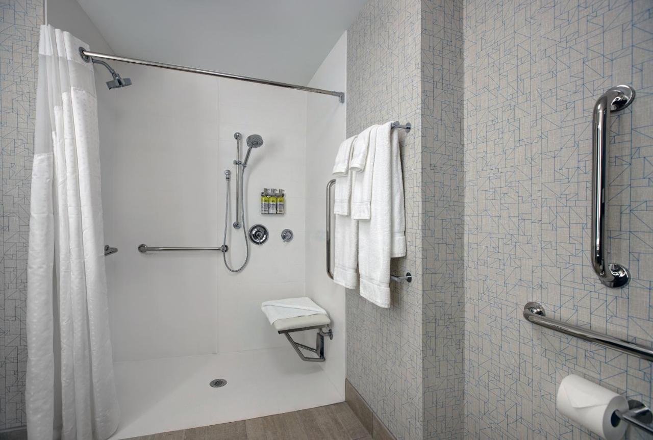 Hotel Express - Downtown By Ihg Milwaukee