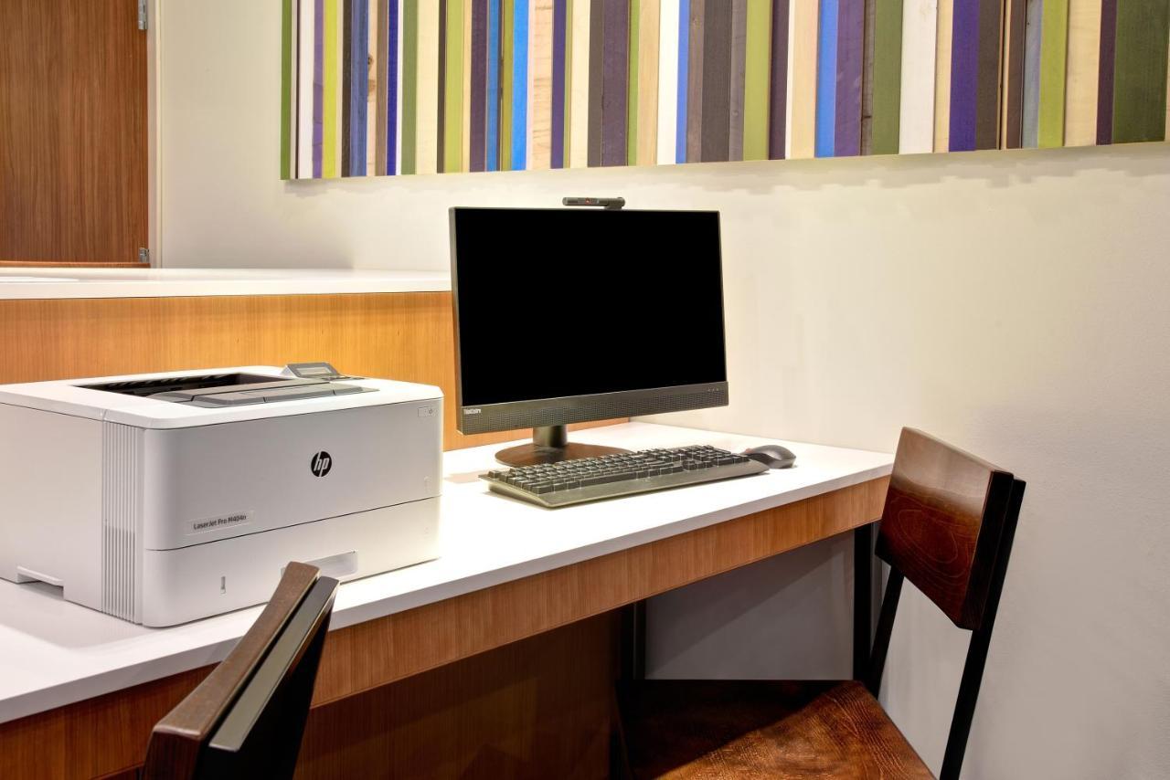 Express - Downtown By Ihg 3* Milwaukee
