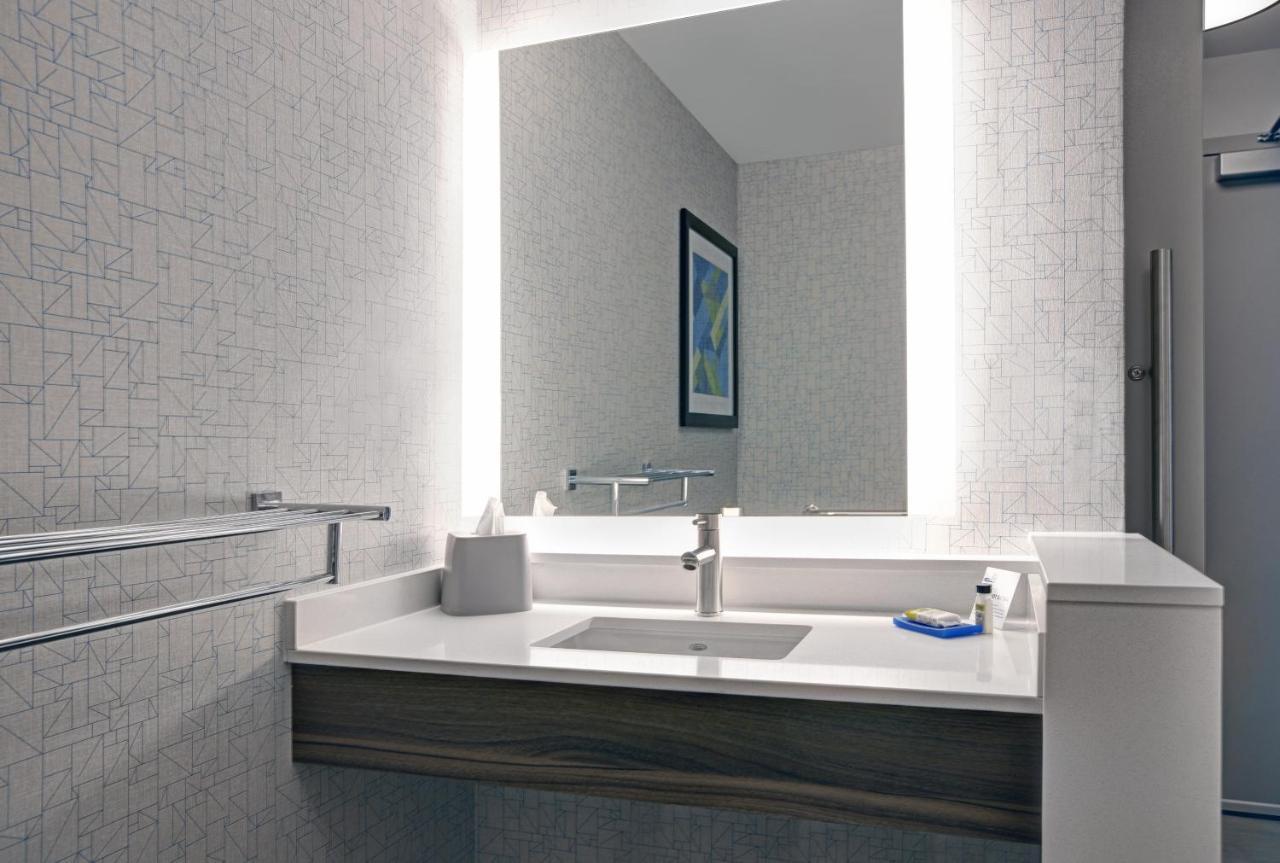 Express - Downtown By Ihg Milwaukee