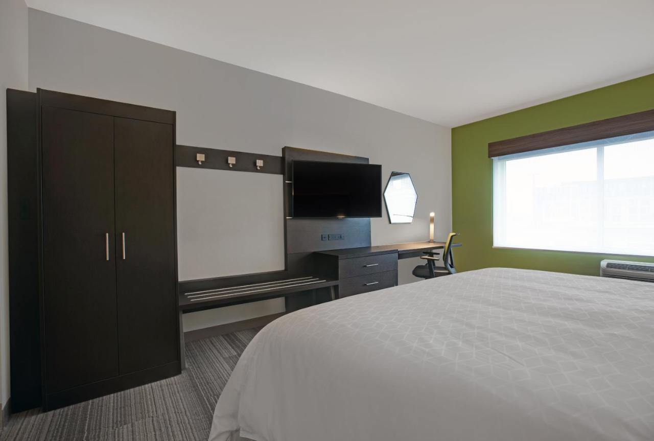 Express - Downtown By Ihg Hotel Milwaukee