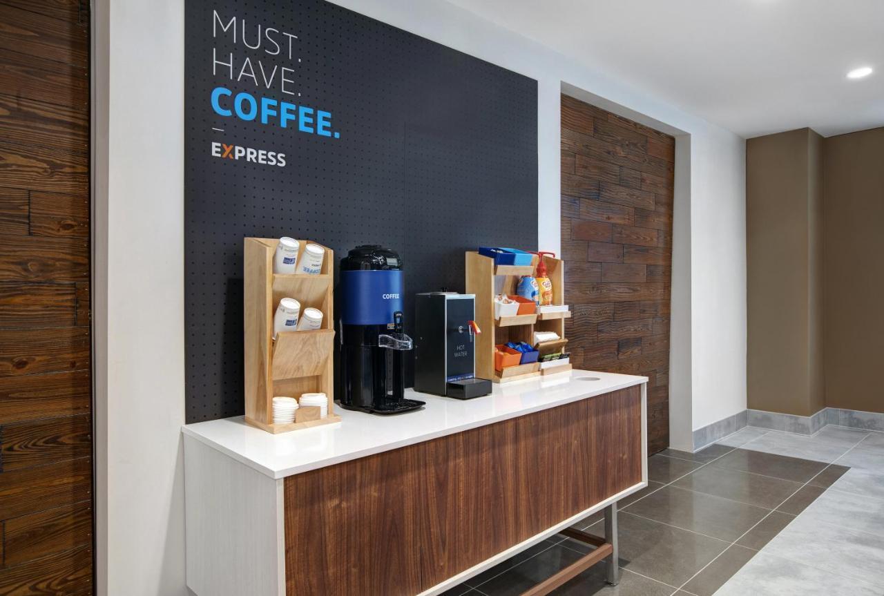 Express - Downtown By Ihg 3*