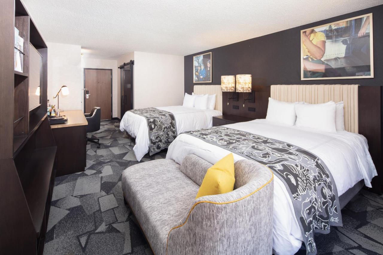 Hotel Saint Kate - The Arts Milwaukee