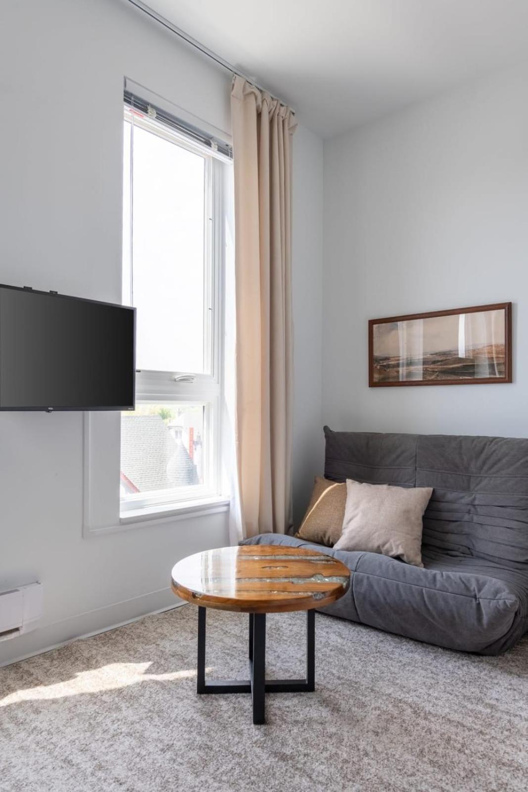Flexhome East Side Studio Apt Es2