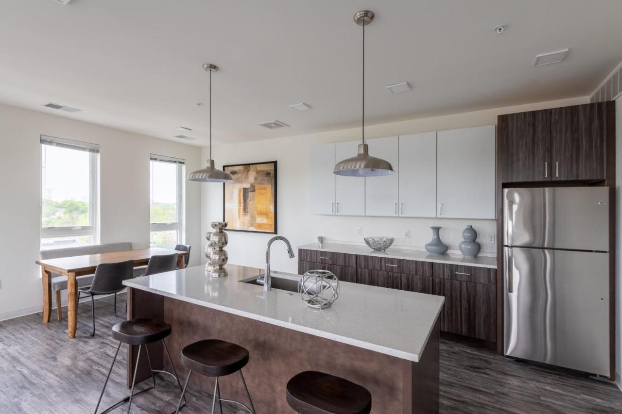 Flexhome East Side Studio Apt Es2 Apartment Milwaukee