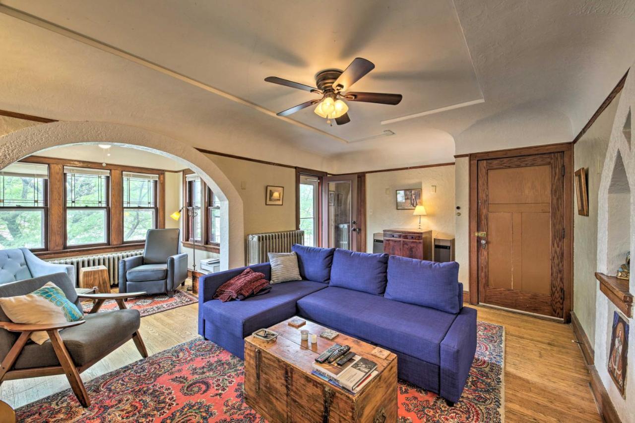 Apartment Chic In Hip Neighborhood!
