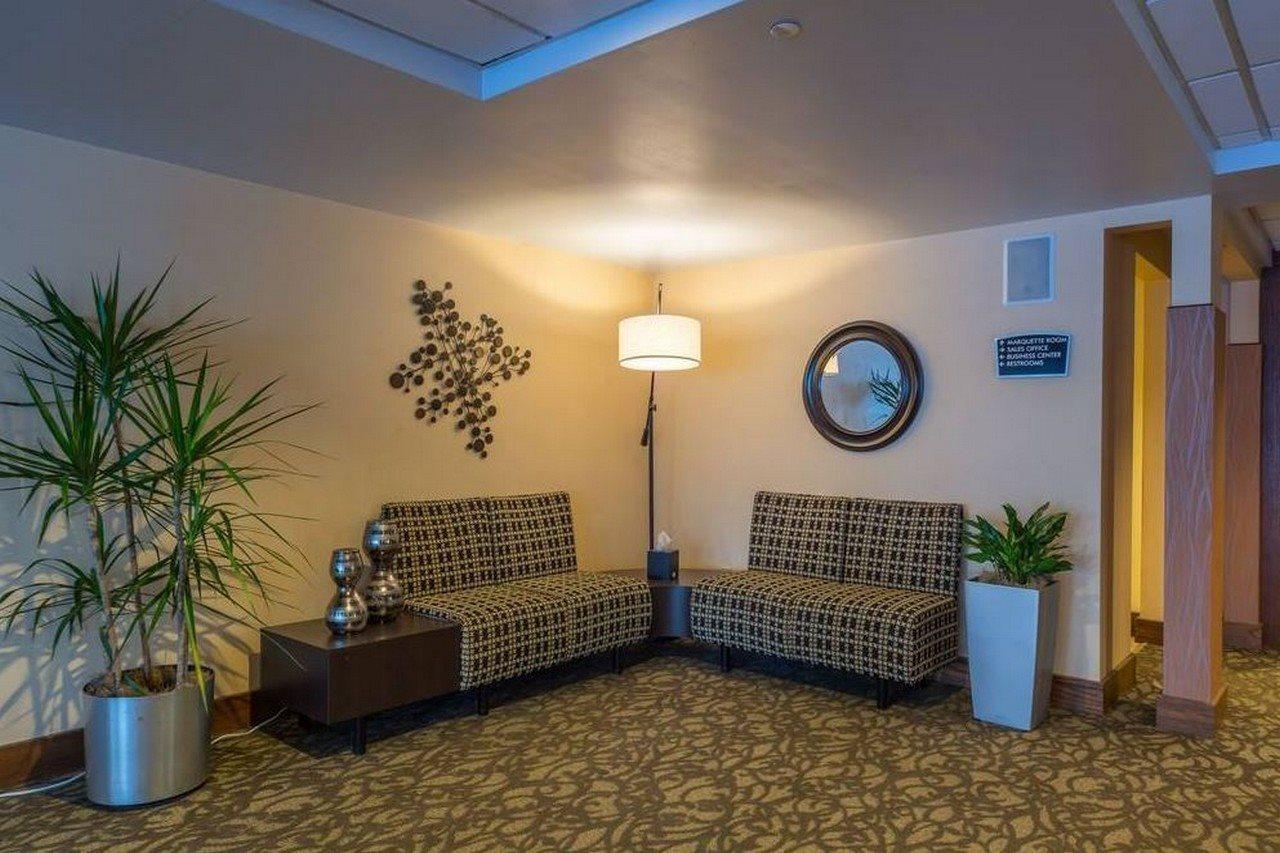 Hotel Ramada By Wyndham Milwaukee