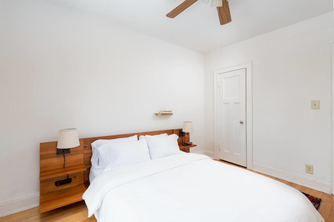 Economy 2br B2 Apartment Milwaukee