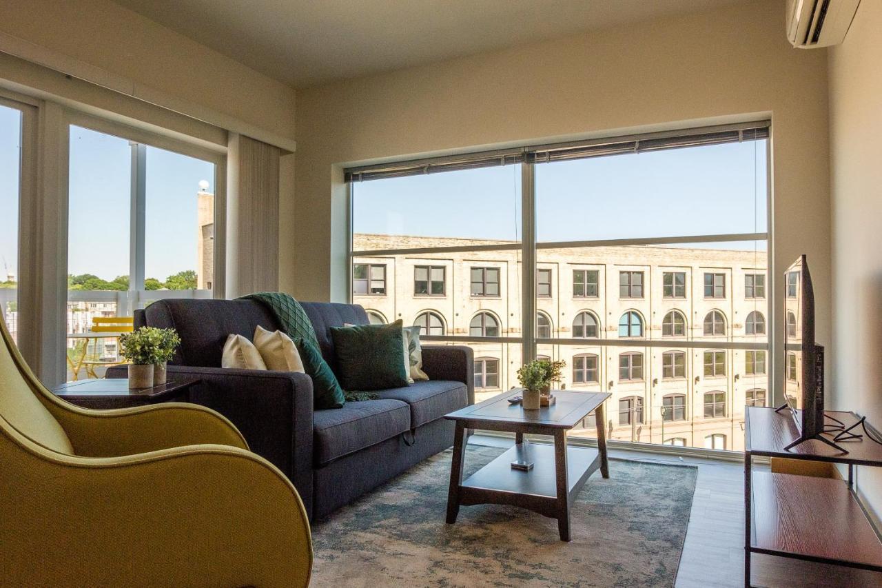 Frontdesk Rhythm Apts Lower East Side Apartment Milwaukee