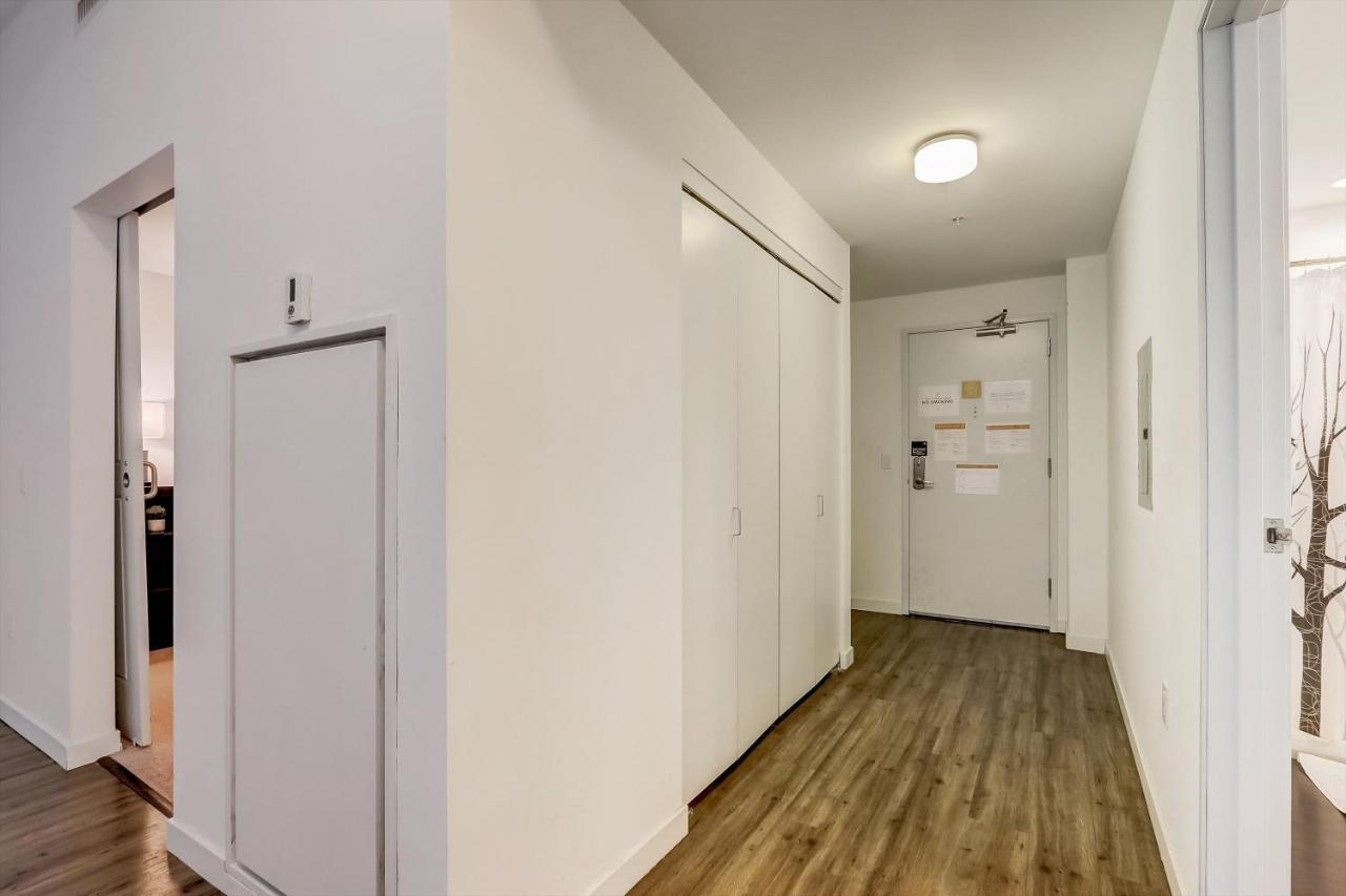 Apartment Frontdesk Mke Lofts Downtown Milwaukee *