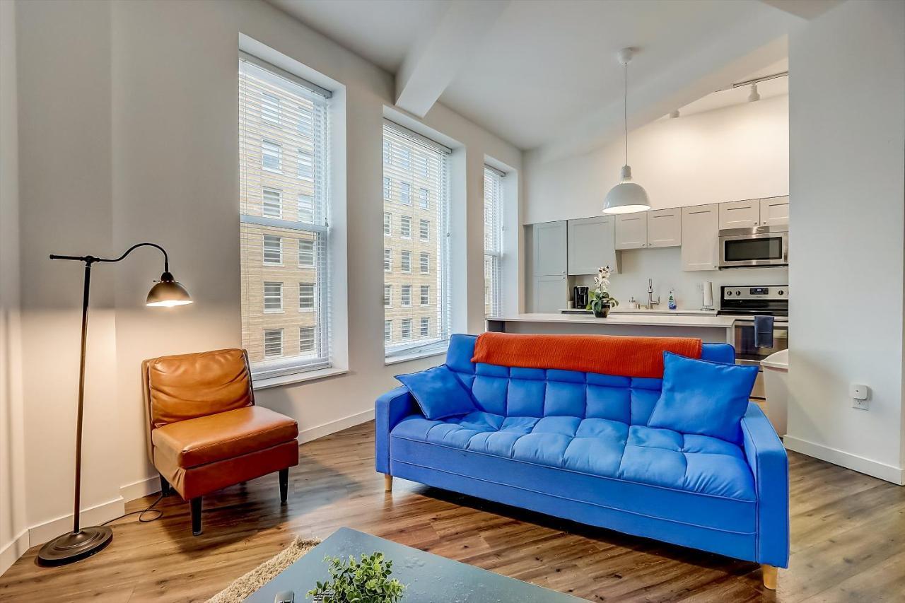 Frontdesk Mke Lofts Downtown Milwaukee Apartment