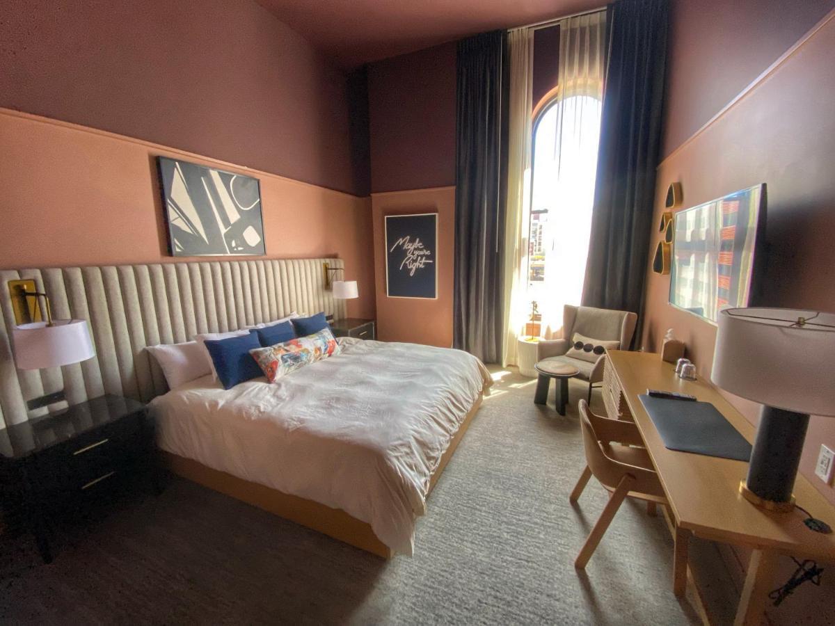 Kinn Downtown 5*
