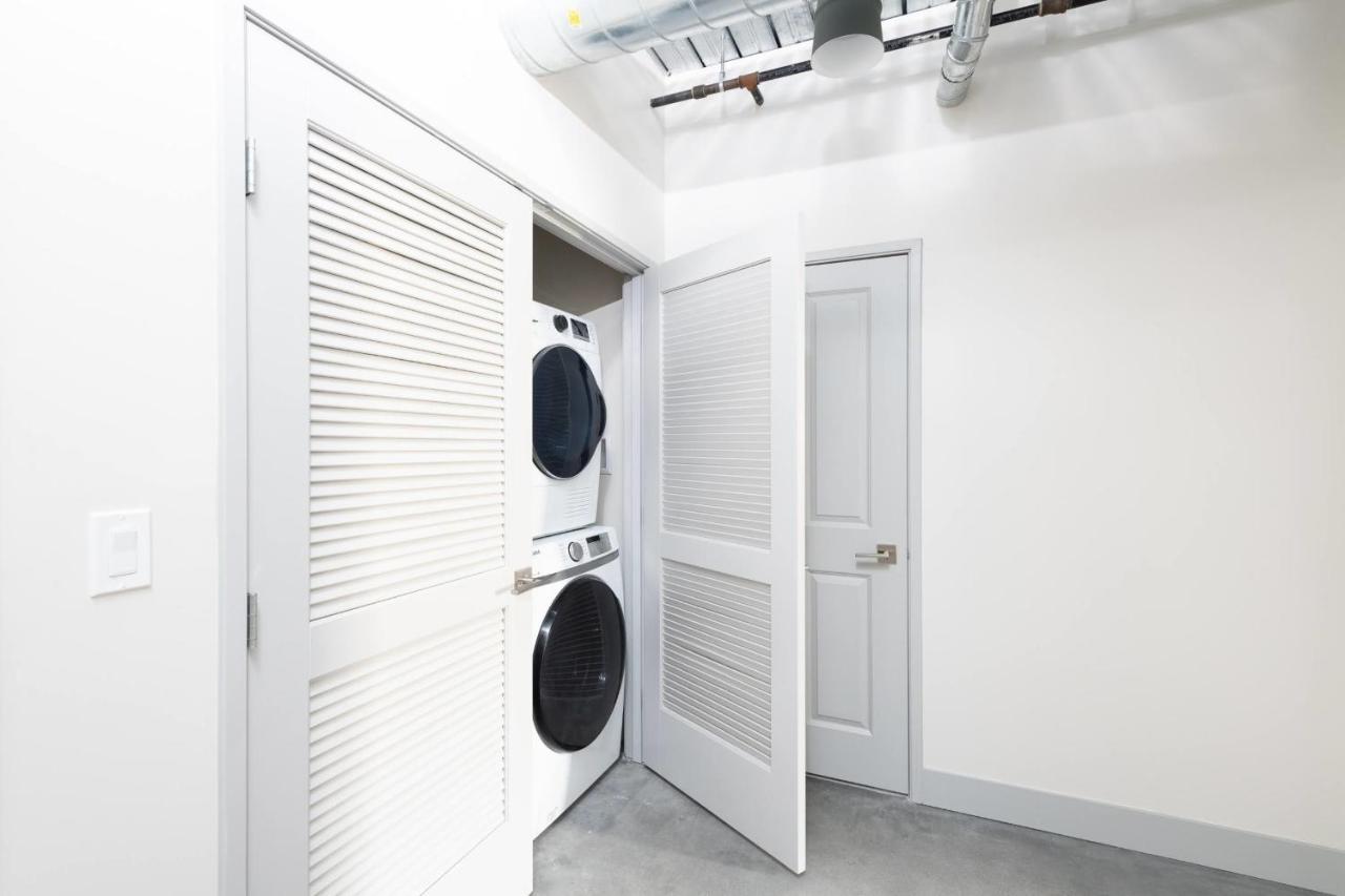 Flexhome Brewery District 1br M9 * Milwaukee